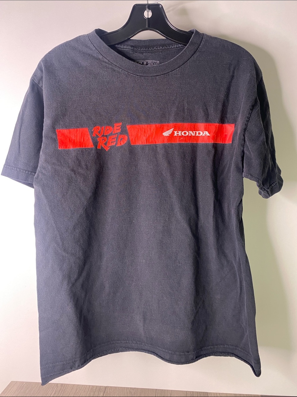 Honda Men’s Medium 'Ride Red' Graphic T‑Shirt in Black and Red - 1560